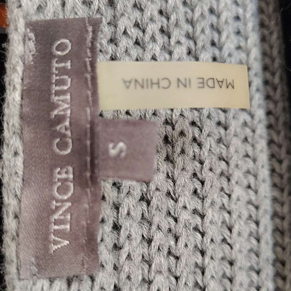 Women's Vince Camuto Grey Knit Sweater - Size Small - Picture 3 of 3